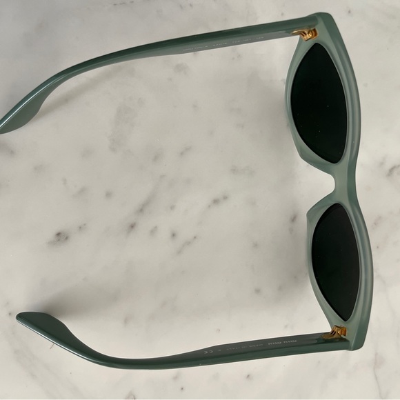 Miu Miu Green Cateye Sunglasses Glasses Frames Eyeglasses Italy Pink Velvet Case - Picture 7 of 12